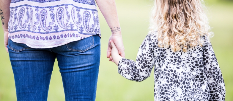 A helping hand for a traumatised child